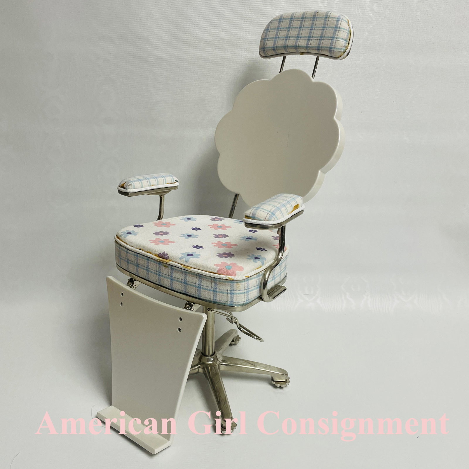 Early Pleasant Company Salon Chair, American Girl Doll: Early Pleasant Company Salon Chair ------------------ please review all pictures carefully because they are part of the description and show condition issues if any ------------------ please consider 