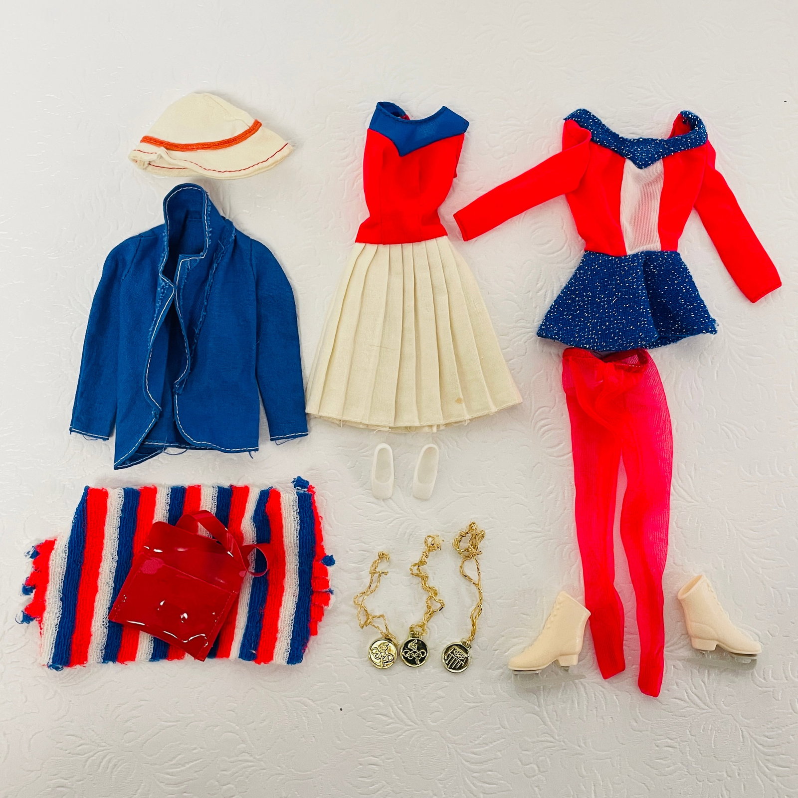 1975 Gold Medal Barbie Outfits 9044 (1 of 8)