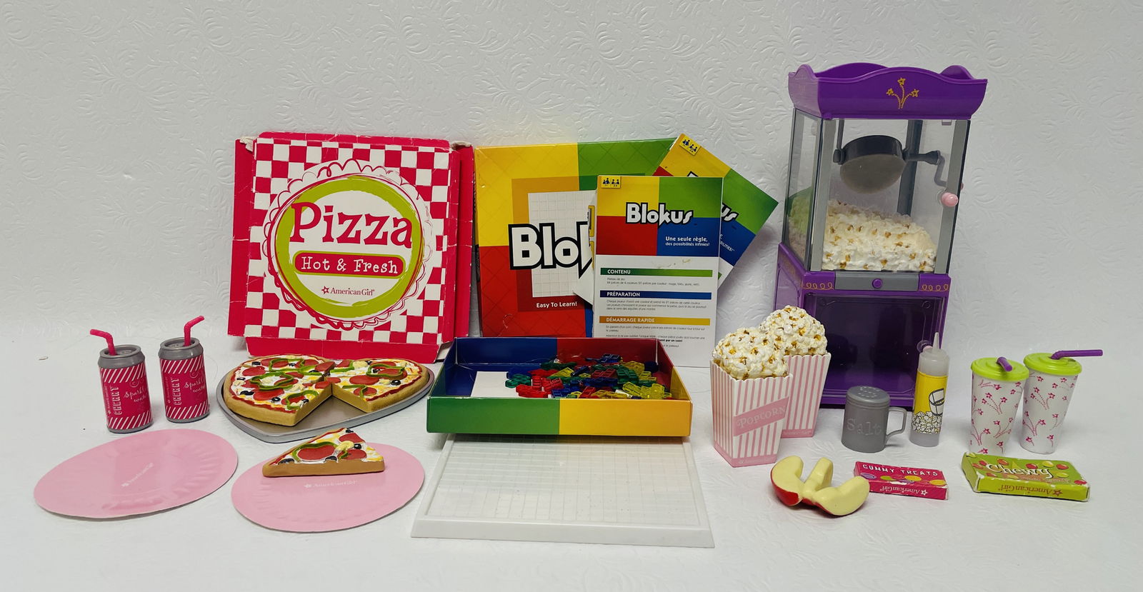 American Girl Doll Movie Popcorn Machine, Pizza and Games (1 of 4)