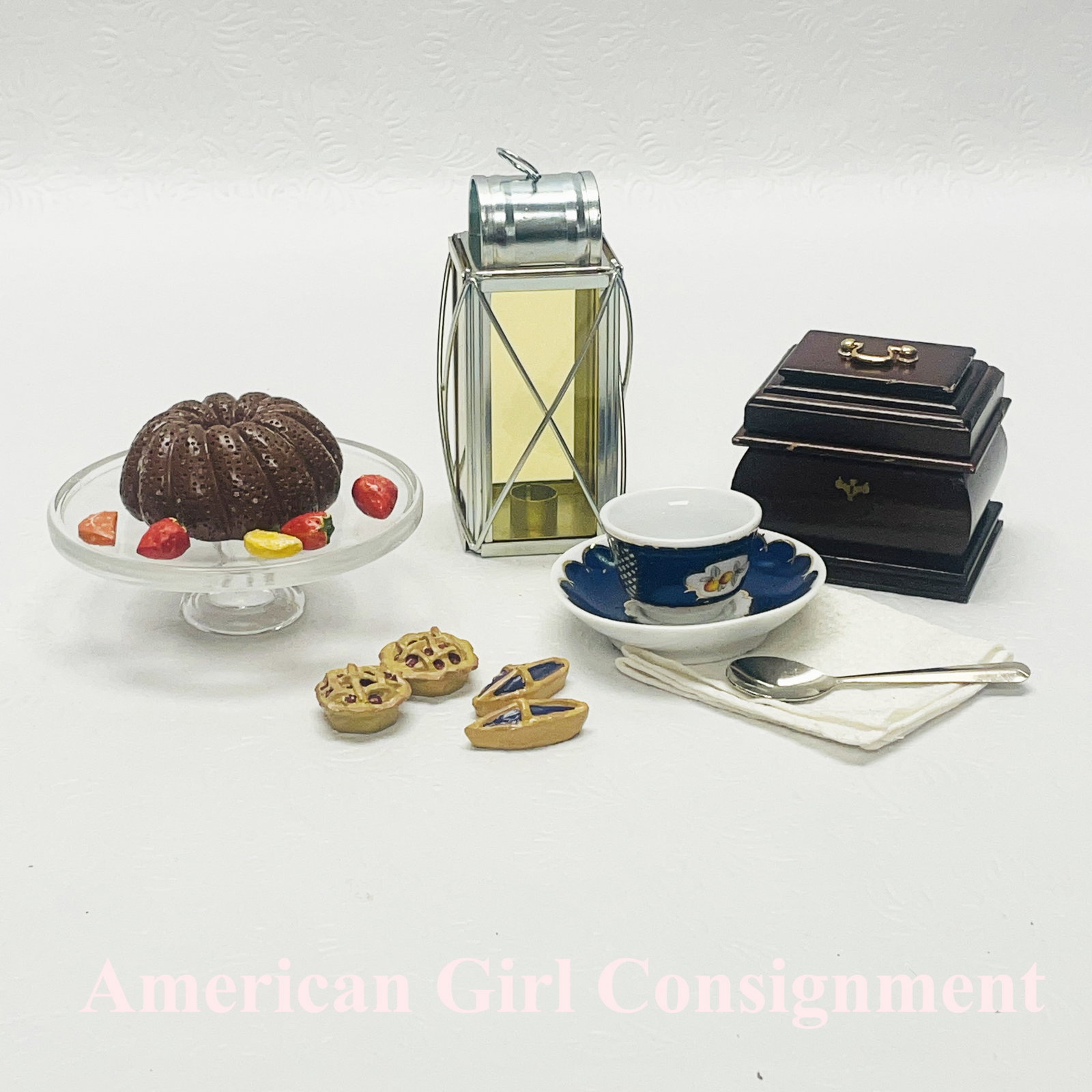 American Girl Doll Felicity Party Treats, Tea Lesson and Lantern: American Girl Doll Felicity Party Treats, Tea Lesson and Lantern, small chip at the underside of saucer ------------------ please review all pictures carefully because they are part of the description