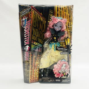 Monster High Doll Mouscedes King Boo York: Monster High Doll Mouscedes King Boo York, box shows wear ------------------ please review all pictures carefully because they are part of the description and show condition issues if any