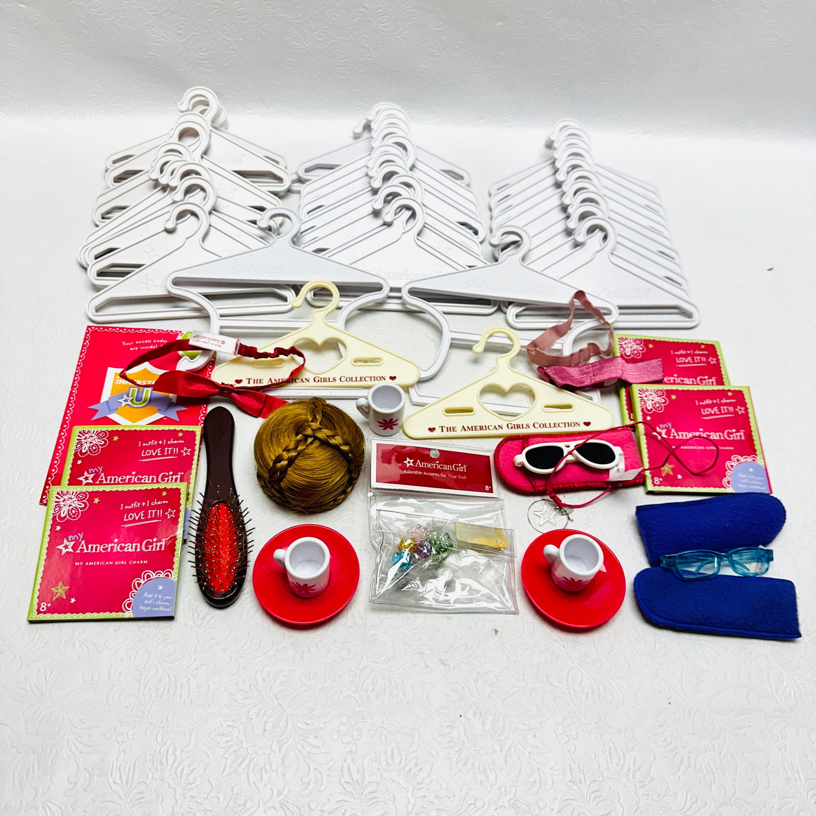 American Girl Doll Hair care, Glasses and Hangers: American Girl Doll Hair care, Glasses and Hangers ------------------ please review all pictures carefully because they are part of the description and show condition issues if any ------------------ p
