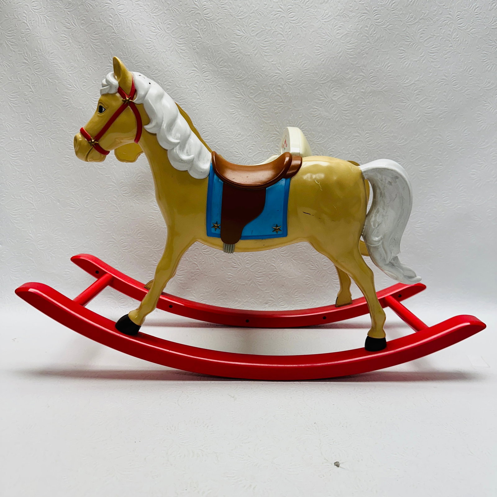 American Girl Bitty Baby Doll Rocking Horse: American Girl Bitty Baby Doll Rocking Horse ------------------ please review all pictures carefully because they are part of the description and show condition issues if any ------------------ please 