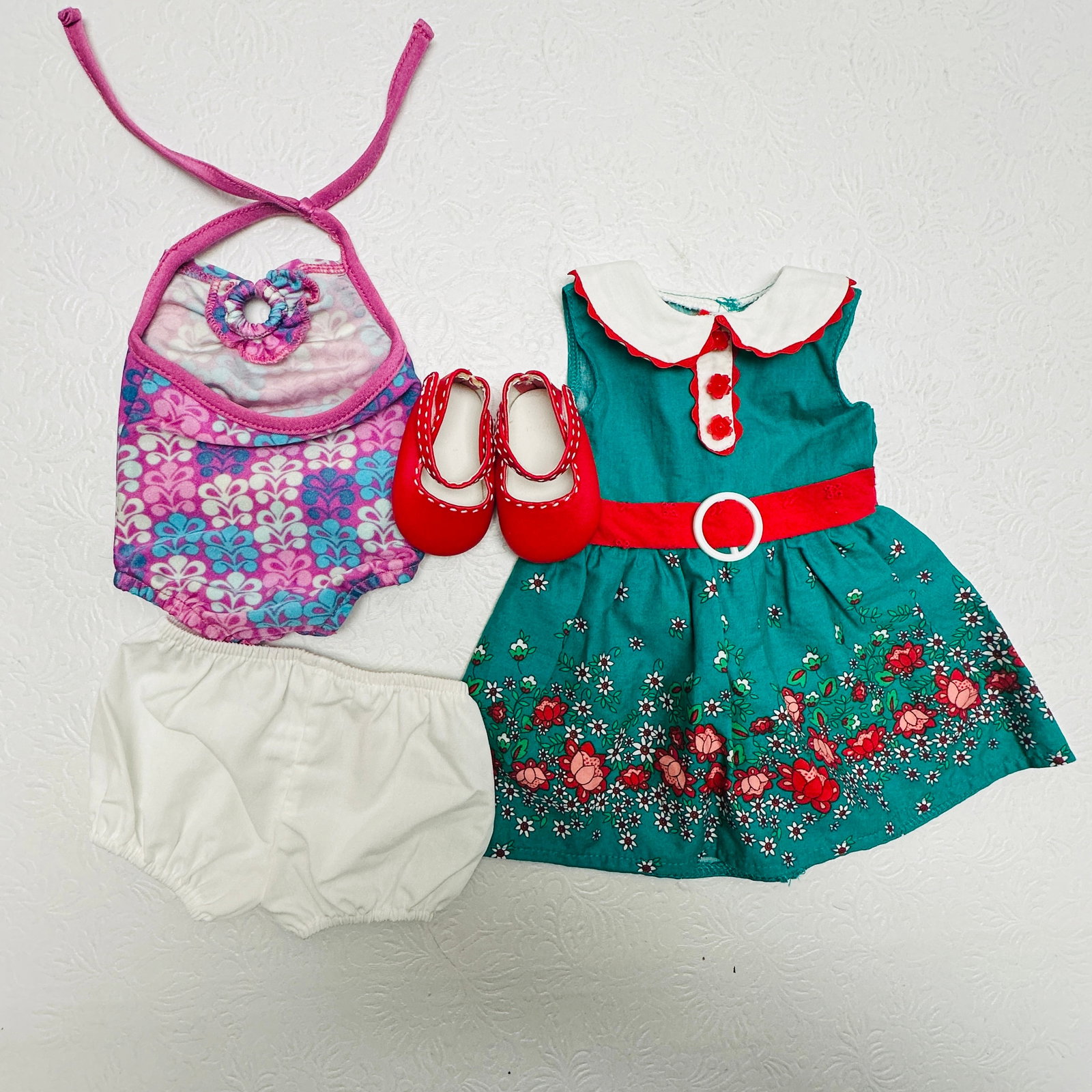 American Girl Doll Historical and GOTY Clothes: Kit and Kanani: American Girl Doll Historical and GOTY Clothes: Kit and Kanani ------------------ please review all pictures carefully because they are part of the description and show condition issues if any -------