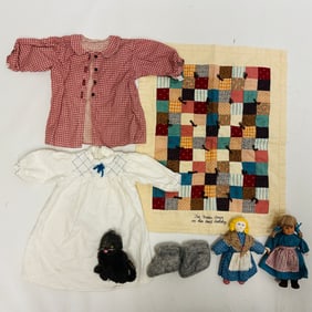 American Girl mini Doll Kirsten Housecoat, Nightgown and Quilt