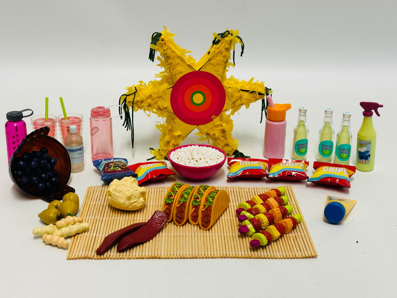 American Girl Doll partial sets, Fiesta Picnic and Kaya Foods (1 of 6)