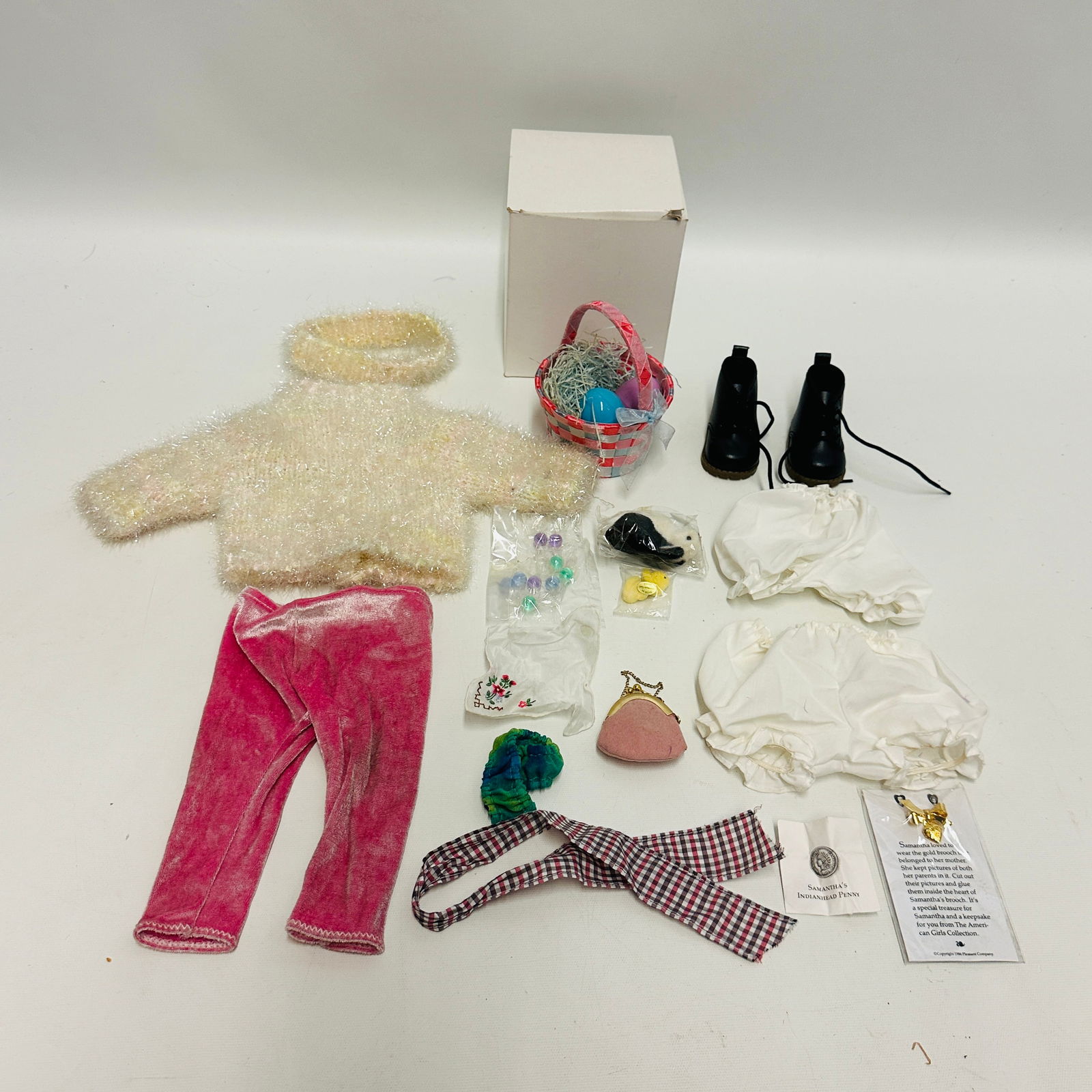 American Girl Doll Snowball Sweater, Leggings and Historical Accessories: American Girl Doll Snowball Sweater, Leggings and Historical Accessories ------------------ please review all pictures carefully because they are part of the description and show condition issues if a
