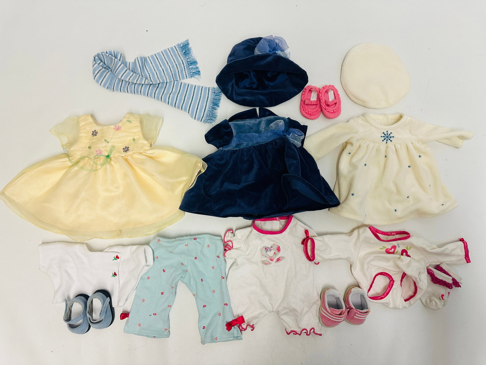 American Girl Doll Bitty Baby Clothes and Shoes Grouping: American Girl Doll Bitty Baby Clothes and Shoes Grouping ------------------ please review all pictures carefully because they are part of the description and show condition issues if any -------------