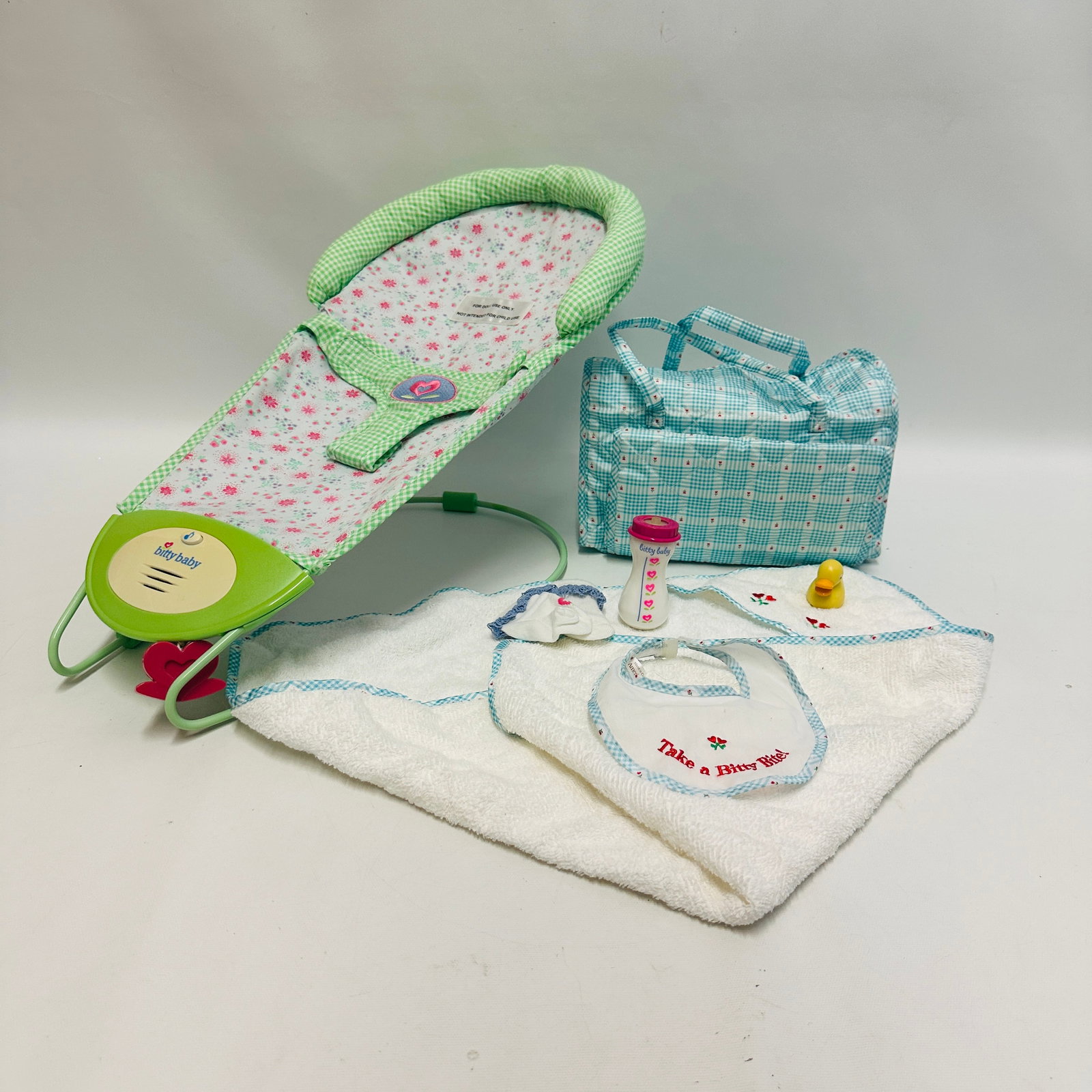 American Girl Doll Bitty Baby Bouncer and Diaper Bag: American Girl Doll Bitty Baby Bouncer and Diaper Bag ------------------ please review all pictures carefully because they are part of the description and show condition issues if any -----------------