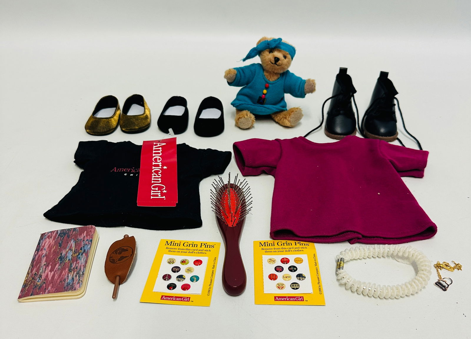 American Girl Doll of Today Clothes, mini Miss AG bear and Accessories (1 of 8)
