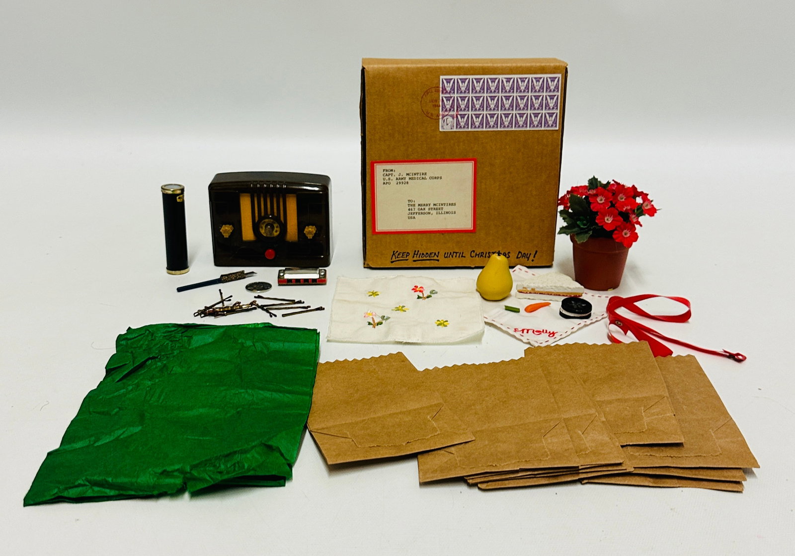American Girl Doll Molly Christmas Box, Radio and more (1 of 5)