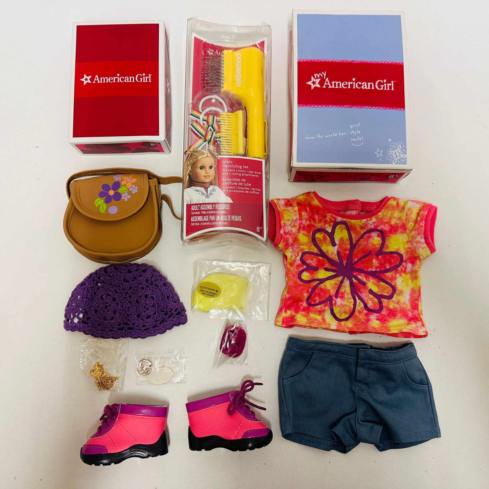 American Girl Doll Historical and GOTY Grouping: Julie and Lea with Boxes: American Girl Doll Historical and GOTY Grouping: Julie and Lea with Boxes ------------------ please review all pictures carefully because they are part of the description and show condition issues if