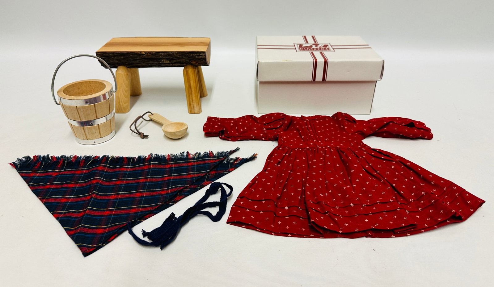 American Girl Doll Kirsten School Dress, Shawl and School Bench: American Girl Doll Kirsten School Dress, Shawl and School Bench ------------------ please review all pictures carefully because they are part of the description and show condition issues if any ------