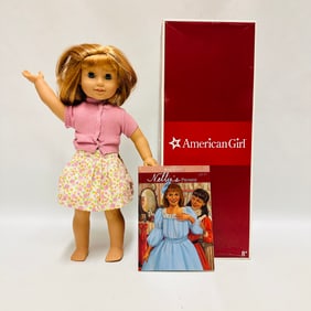 American Girl Doll Nellie OMalley in Kit Meet Outfit with Box