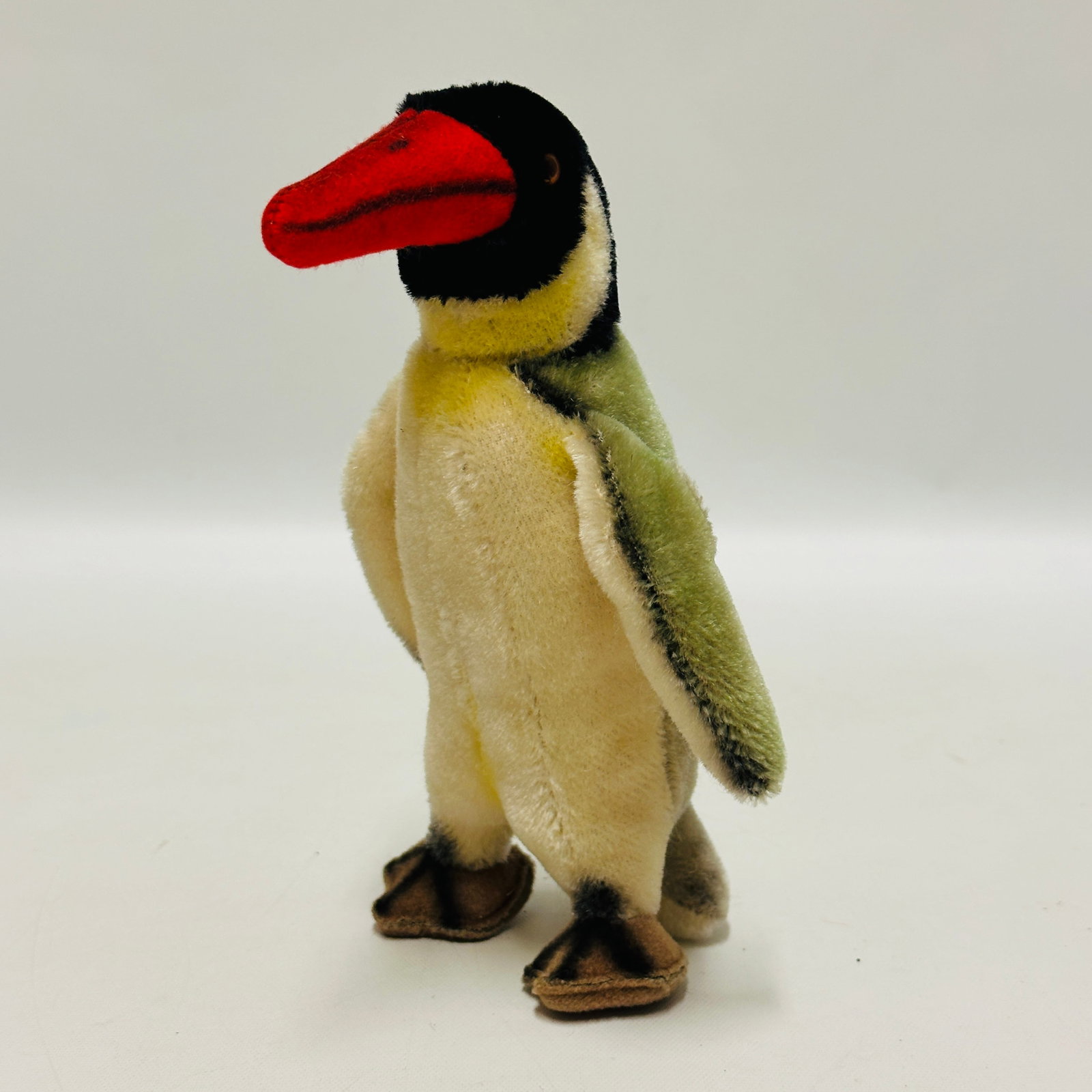 Steiff Peggy the Penguin: Steiff Peggy the Penguin, no button, no tag ------------------ please review all pictures carefully because they are part of the description and show condition issues if any ------------------ please 