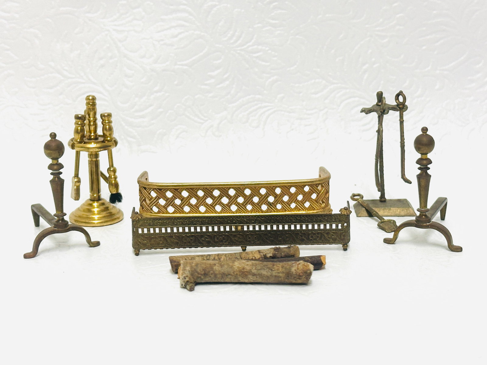 Fireplace Fenders and Fireplace Tools (1 of 7)