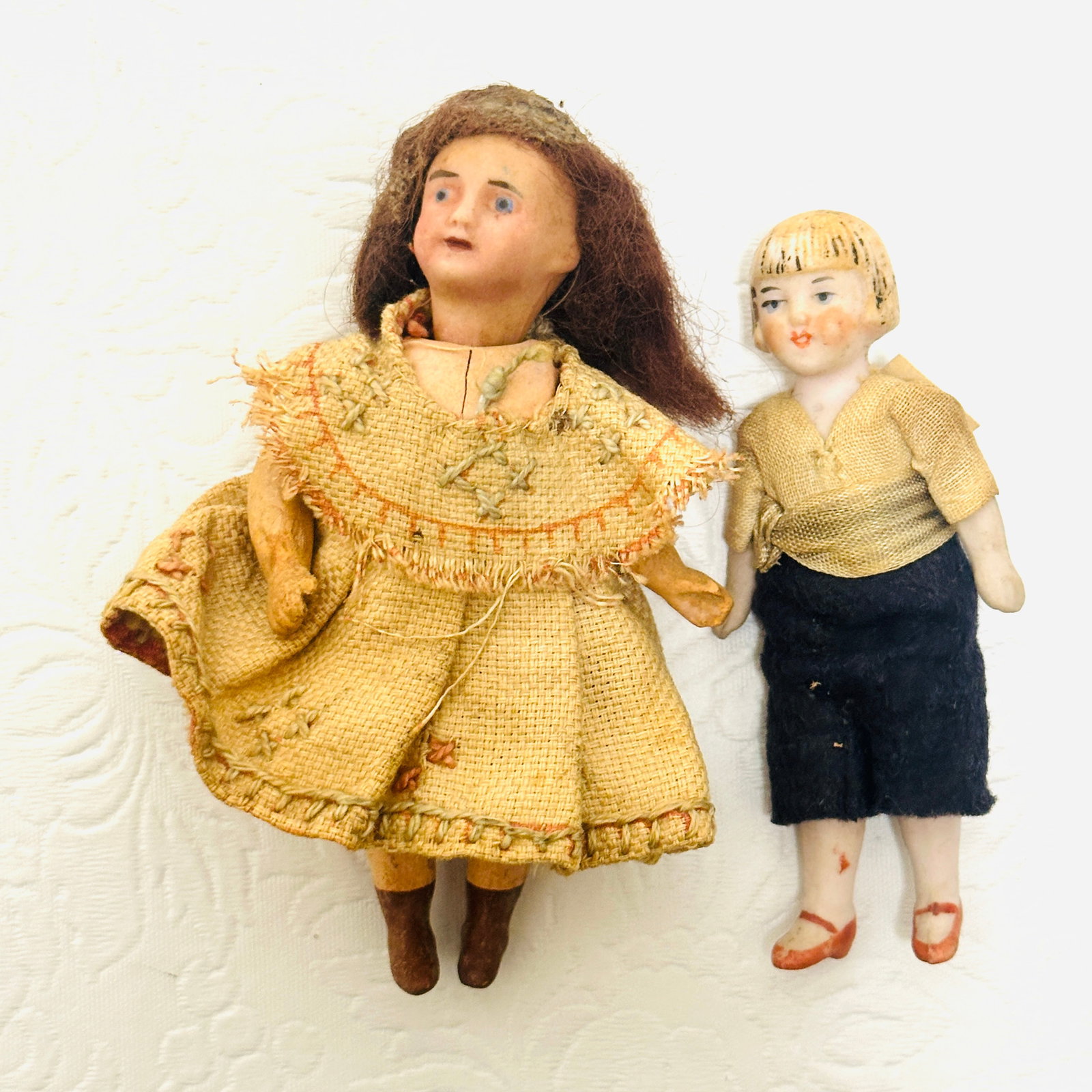 Bisque Brother and Sister Dollhouse Dolls: Bisque Brother and Sister Dollhouse Dolls ------------------ please review all pictures carefully because they are part of the description and show condition issues if any ------------------ please co