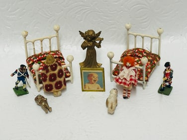 Miniature Play Toys for Dollhouse Dolls