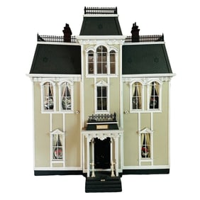 The Manor House Dollhouse