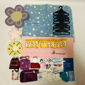 American Girl Doll Truly Me Accessories, Flower Rug and Hangers