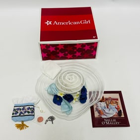 American Girl Doll Nellie OMalley Meet Accessories