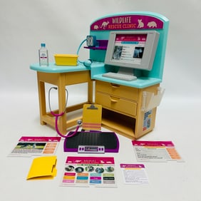 American Girl Doll Kira Animal Exam Table