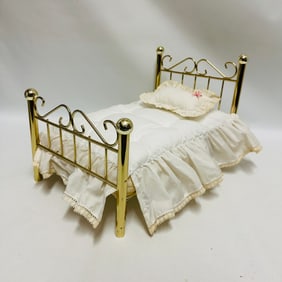 American Girl Doll Samantha Brass Bed with Bedding