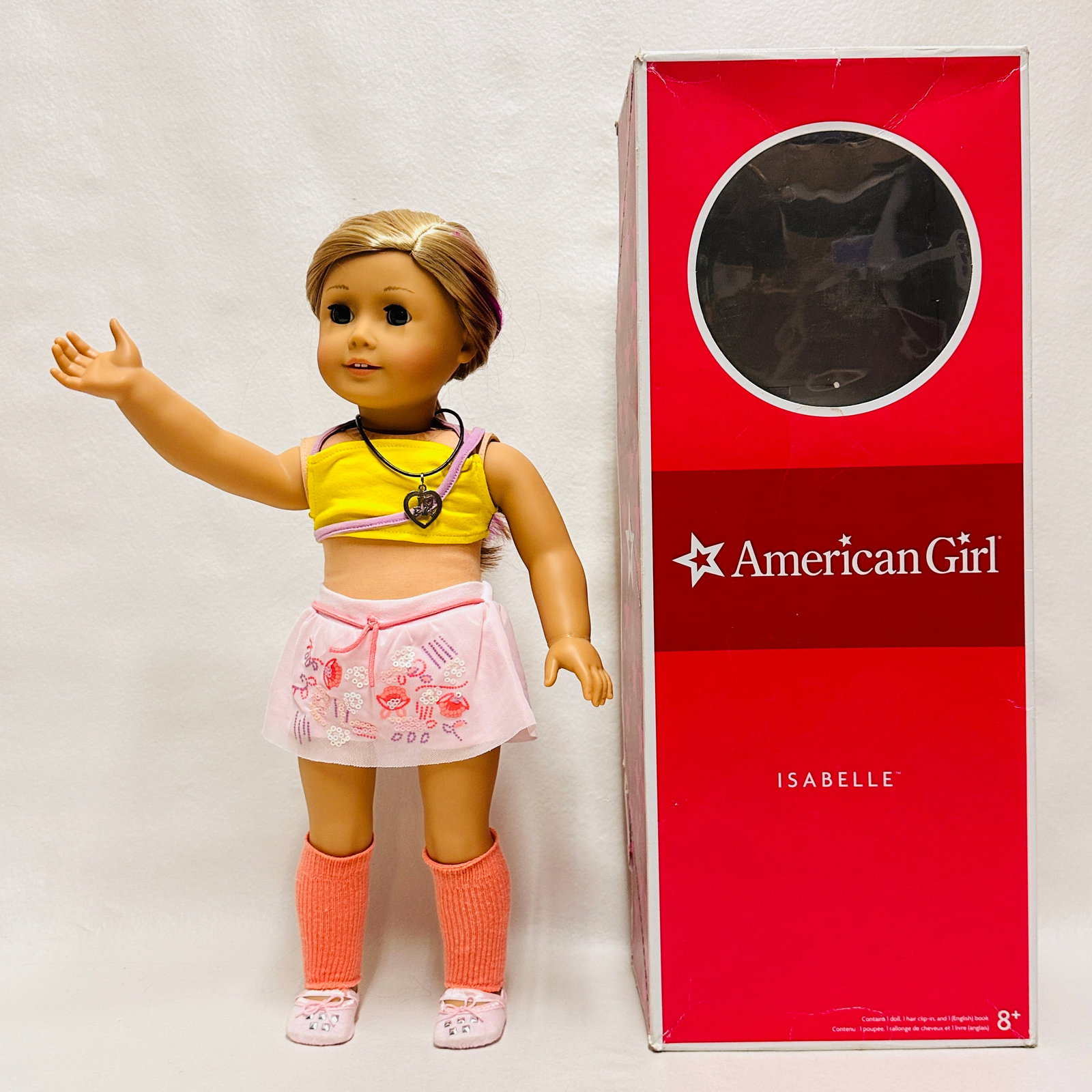 American Girl Doll Isabelle Palmer with Box: American Girl Doll Isabelle Palmer with Box ------------------ please review all pictures carefully because they are part of the description and show condition issues if any ------------------ please 