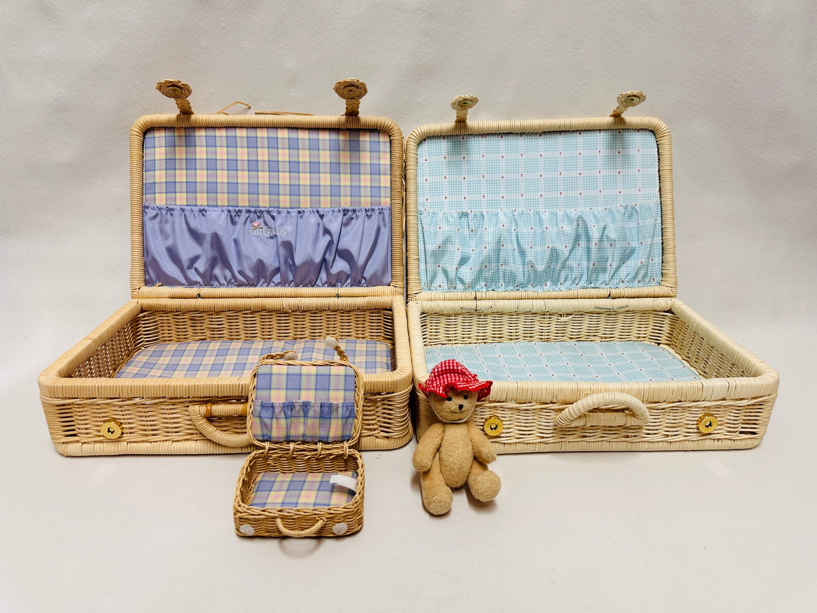 American Girl Doll Bitty Baby and Bitty Bear Wicker Suitcases: American Girl Doll Bitty Baby and Bitty Bear Wicker Suitcases ------------------ please review all pictures carefully because they are part of the description and show condition issues if any --------