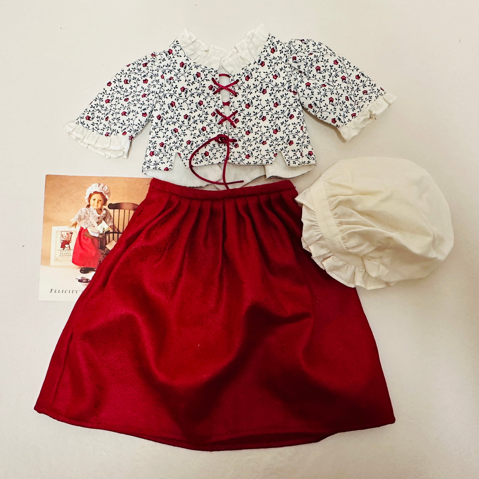 American Girl Doll Felicity Laced Jacket and Petticoat: American Girl Doll Felicity Laced Jacket and Petticoat ------------------ please review all pictures carefully because they are part of the description and show condition issues if any ---------------