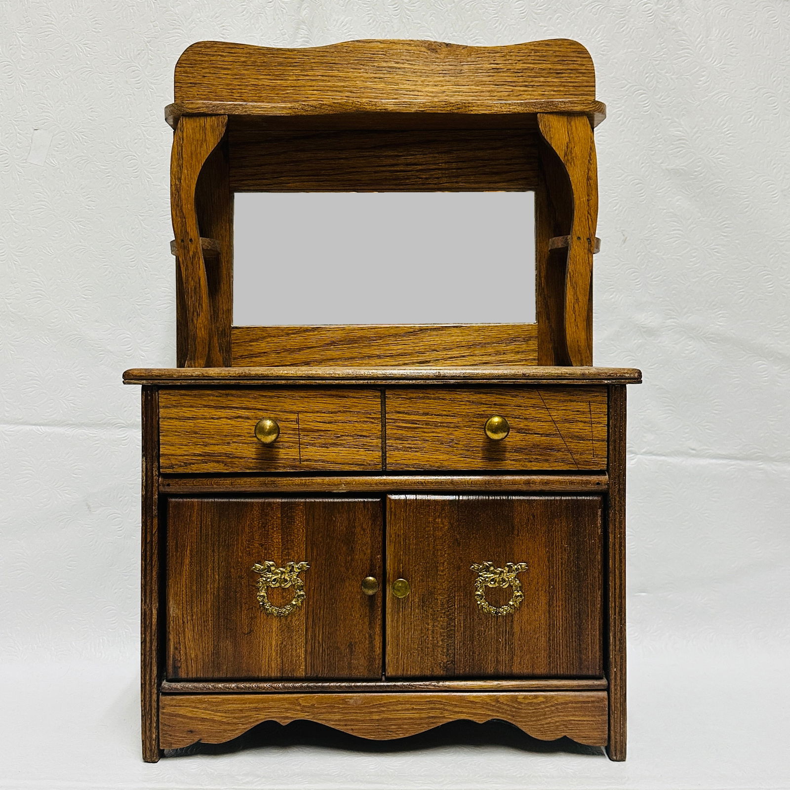 Antique Sideboard for Dolls (1 of 6)