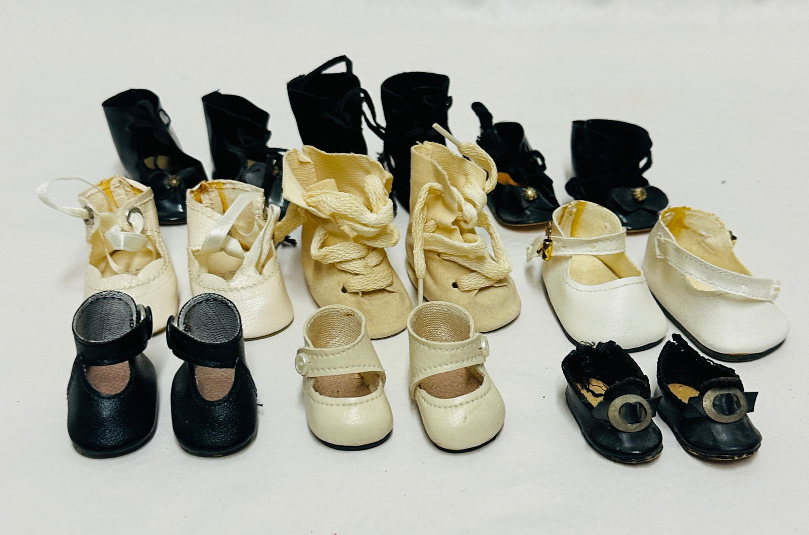 Collection of Antique, Vintage and Modern Doll Shoes (1 of 7)