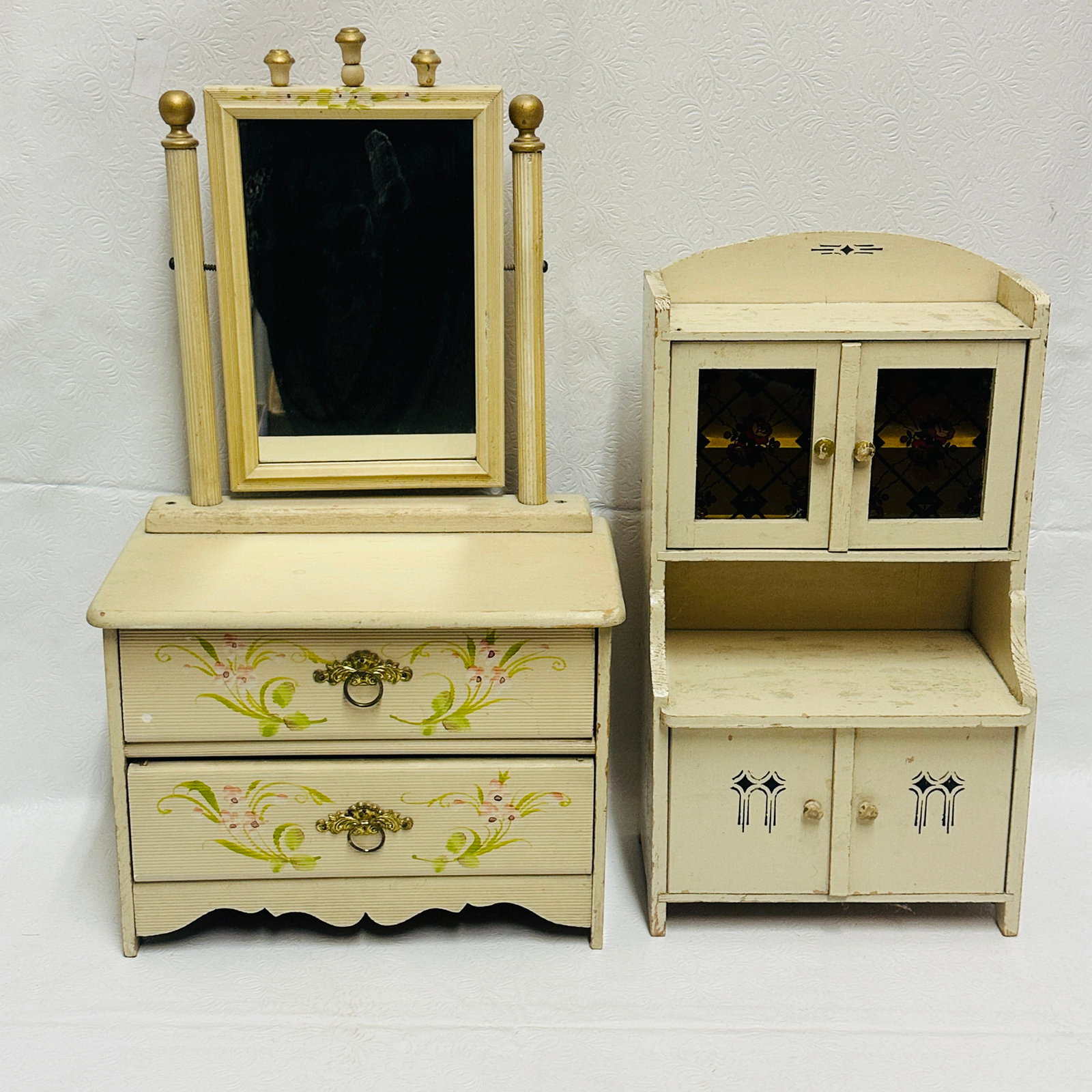 Painted Wood Doll Dresser and Hutch: No hardware missing, all glass intact, Painted Wood Doll Dresser and Hutch ------------------ please review all pictures carefully because they are part of the description and show condition issues if