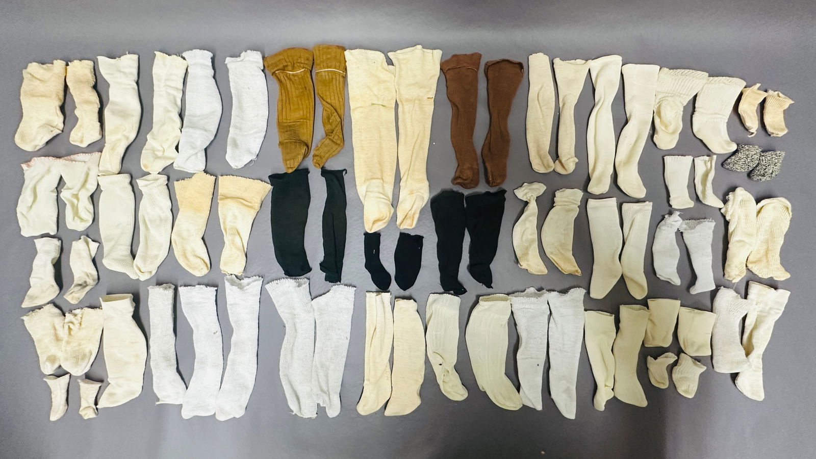Large Collection Antique and Vintage Doll Socks (1 of 5)