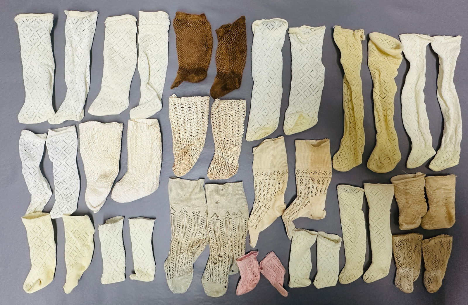 Large Collection Antique and Vintage Doll Socks (1 of 7)