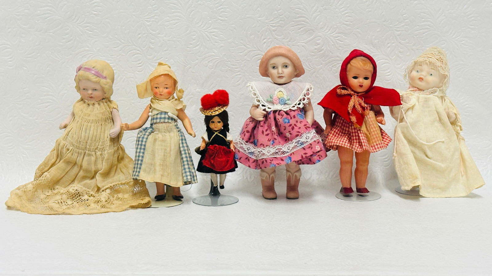 Grouping of Small Vintage Dolls (1 of 12)