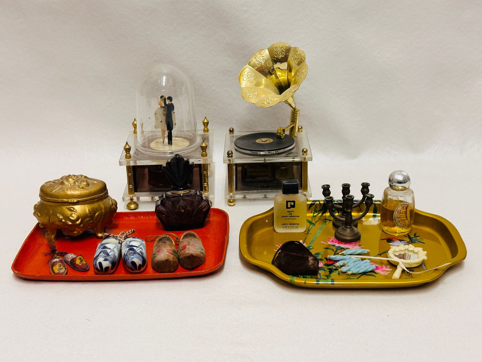 Music Boxes, Trays, Doll size Decor and Accessories: Music Boxes, Trays, Doll size Decor and Accessories, vintage ------------------ please review all pictures carefully because they are part of the description and show condition issues if any ---------