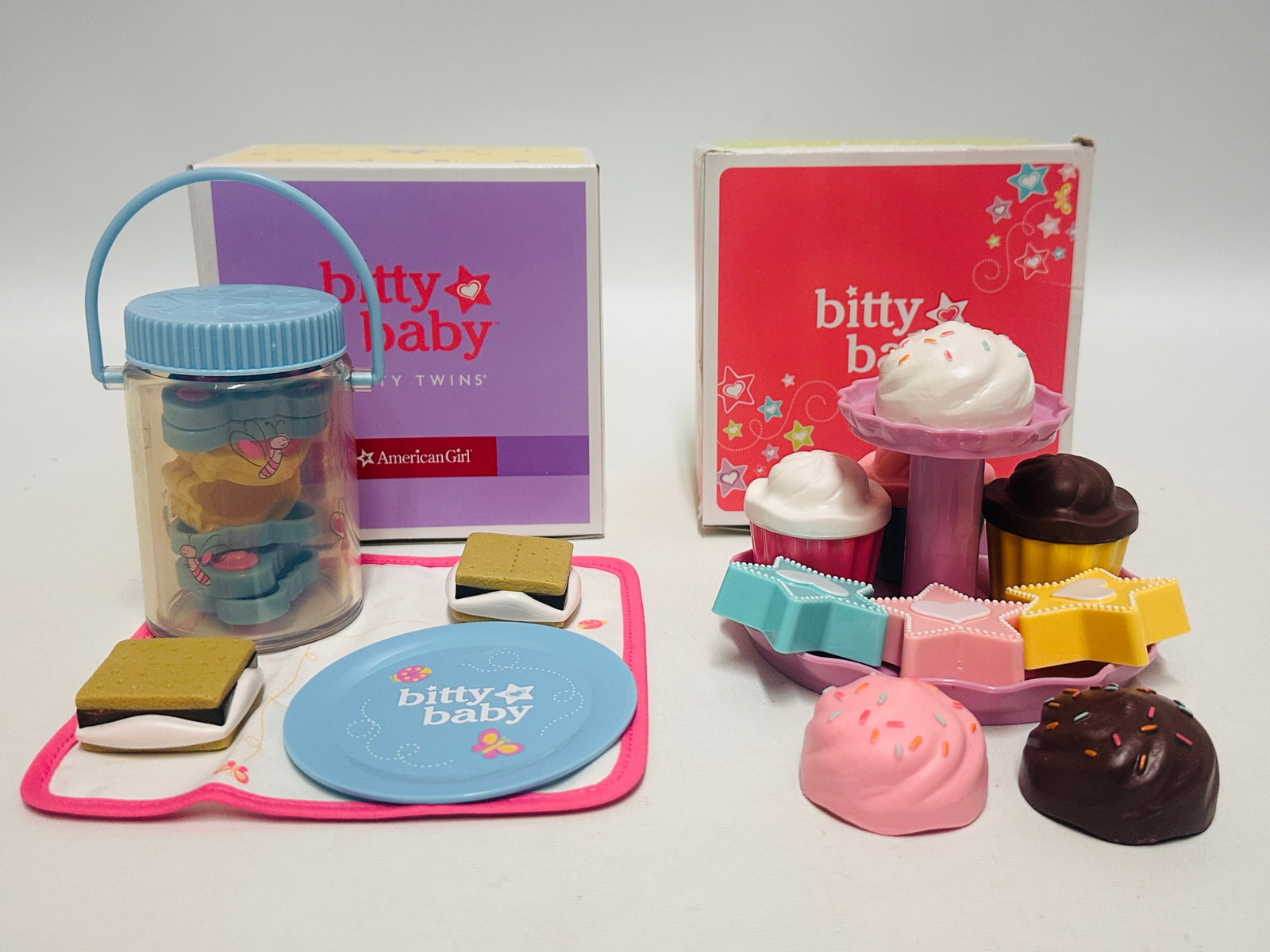 American Girl Bitty Baby Tea Party Treats and Camping Play Set: American Girl Bitty Baby Tea Party Treats and Camping Play Set ------------------ please review all pictures carefully because they are part of the description and show condition issues if any -------