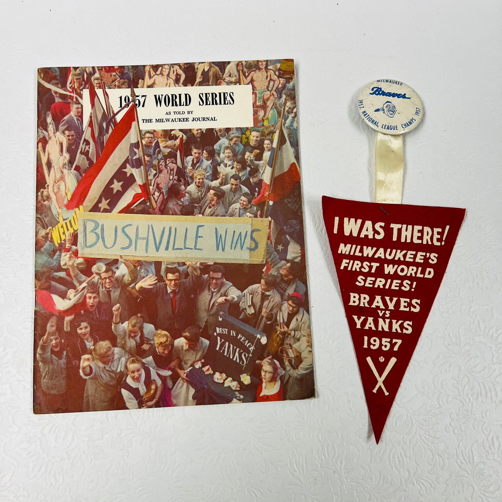 1957 World Series by The Milwaukee Journal with Button and Pennant: 1957 World Series by The Milwaukee Journal with Button and Pennant ------------------ please review all pictures carefully because they are part of the description and show condition issues if any ---