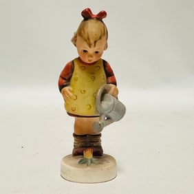 Hummel: Little Gardener