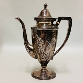 Antique Silver plated Teapot, Lakewood, Oneida