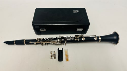 Jupiter Clarinet with Case