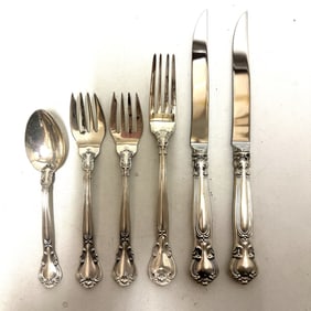 Gorham Sterling Chantilly pattern place setting