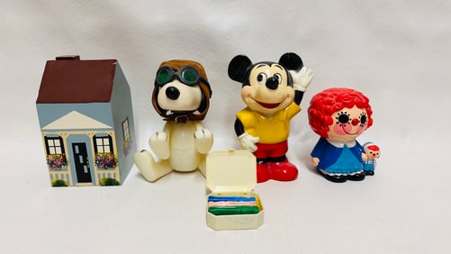 Peanuts Snoopy, Mickey and other toys