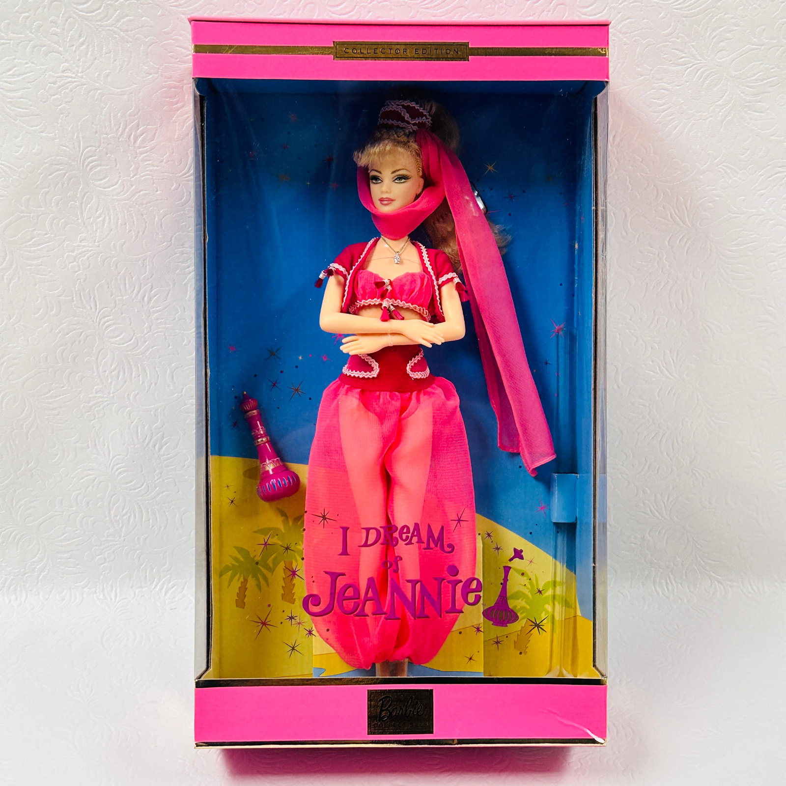 Barbie Doll I Dream Of Jeannie: Barbie Doll I Dream Of Jeannie ------------------ please review all pictures carefully because they are part of the description and show condition issues if any ------------------ please consider the 