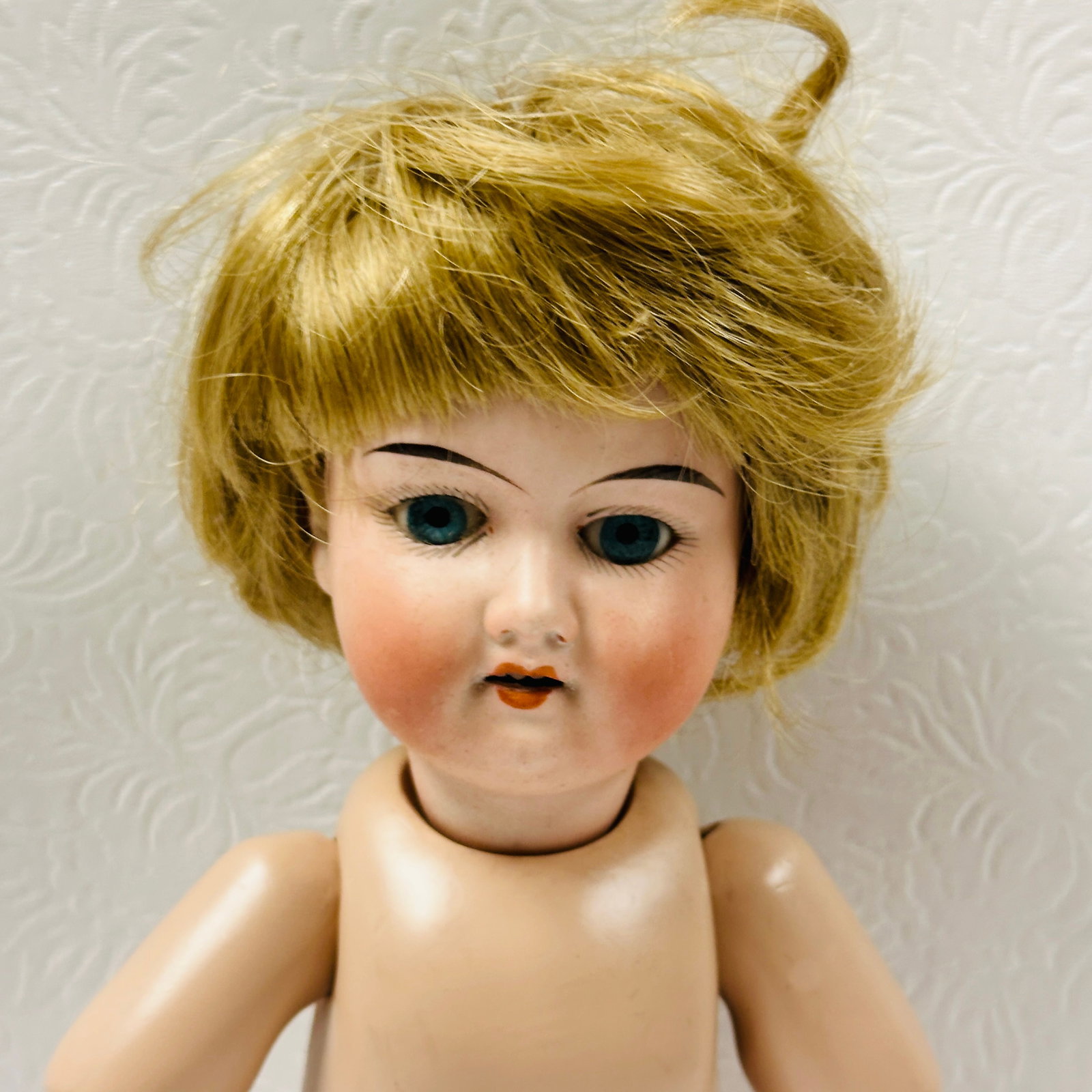 Armand Marseille 390 Doll (1 of 8)