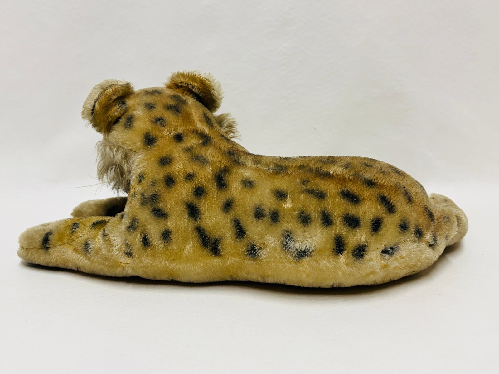 Steiff Lying Leopard - 3