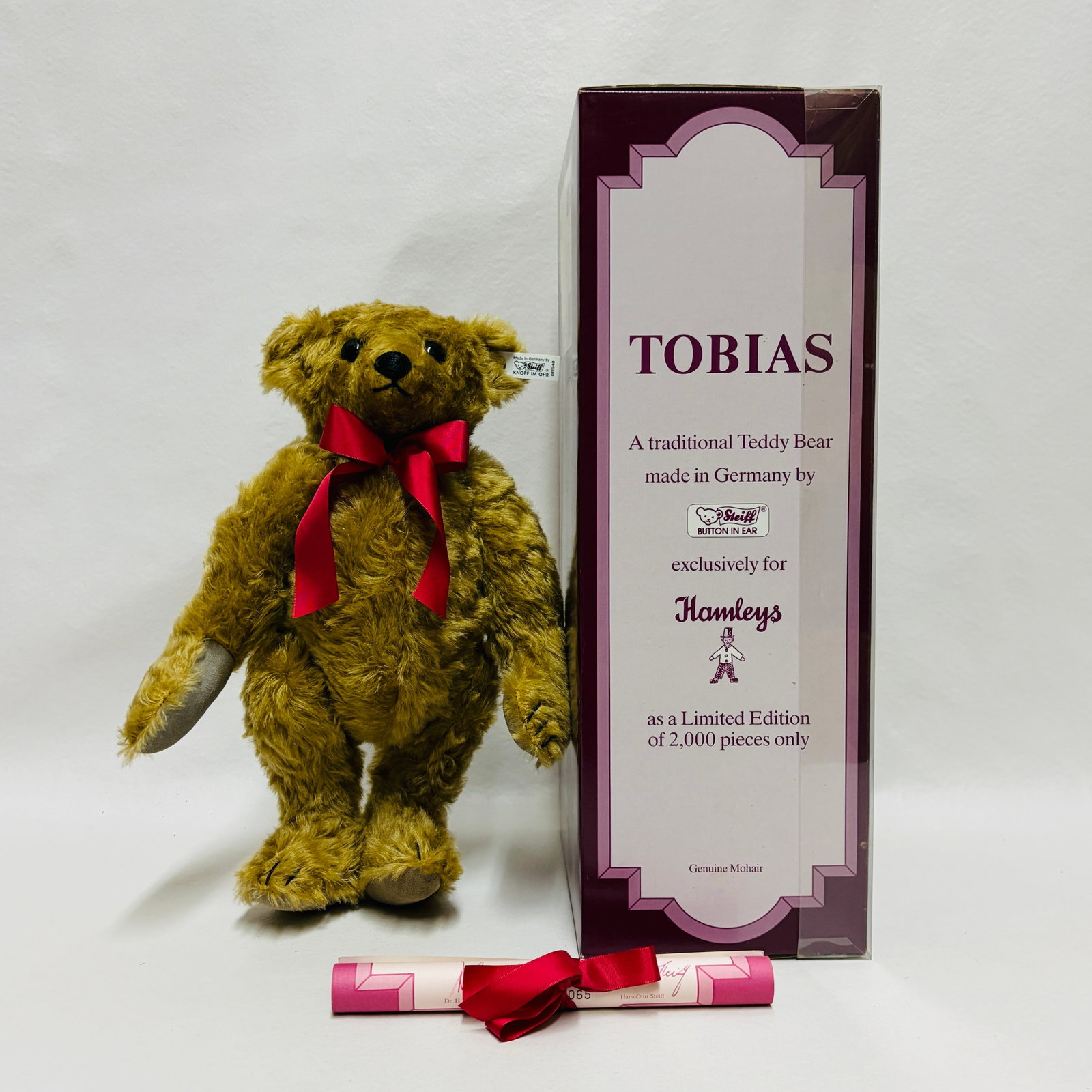 Steiff Hamleys Tobias Teddy Bear, Limited Edition: Steiff Hamleys Tobias Teddy Bear, Limited Edition ------------------ please review all pictures carefully because they are part of the description and show condition issues if any ------------------