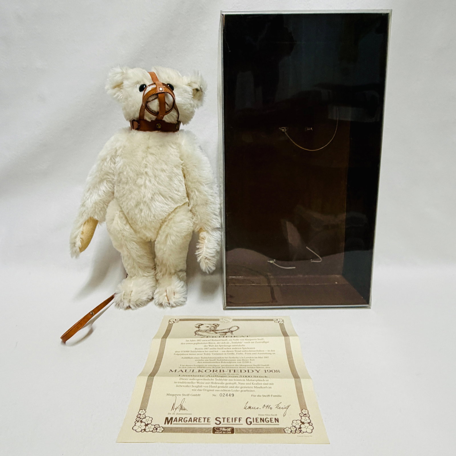 Steiff 1908 Muzzle Bear, Limited Edition, replica