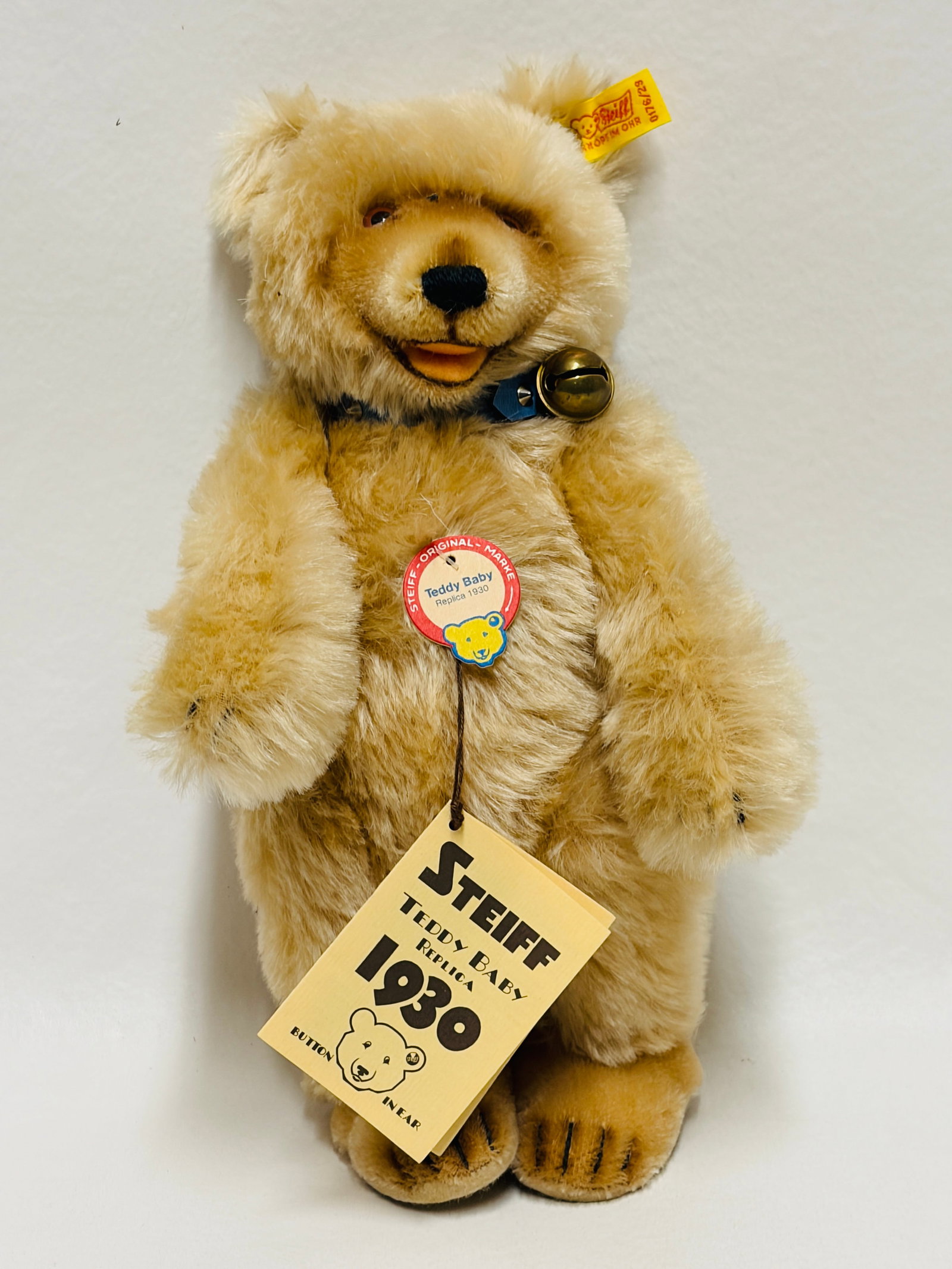 Steiff 1930 Teddy Bear, replica (1 of 8)